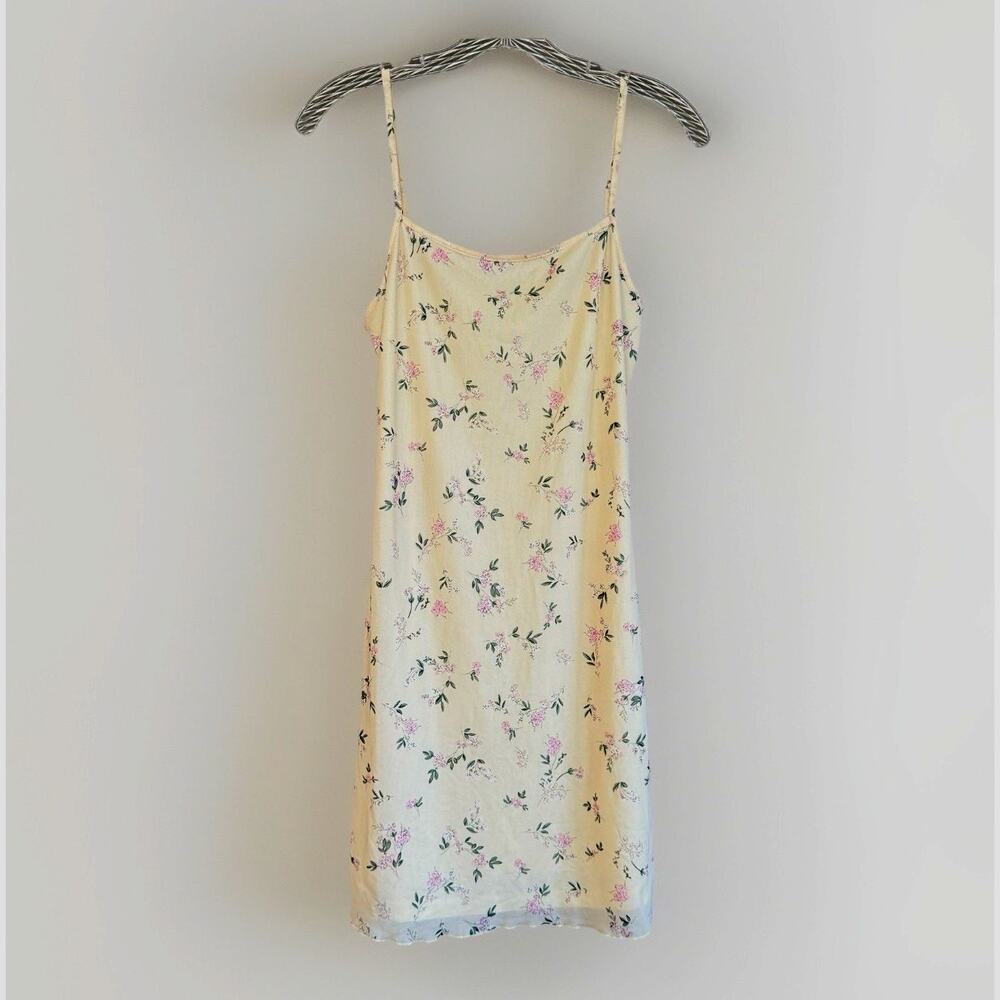 SHEIN Floral Slip Dress Light Yellow‎ Ditsy Lettuce Hem Y2K Style Size Medium